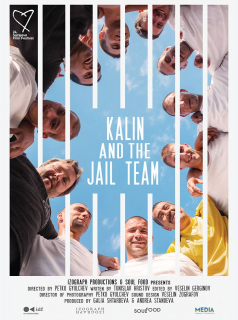 Kalin et l'équipe de la prison